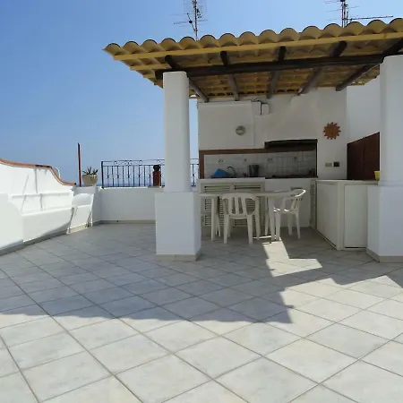 Casaeolia_blues House